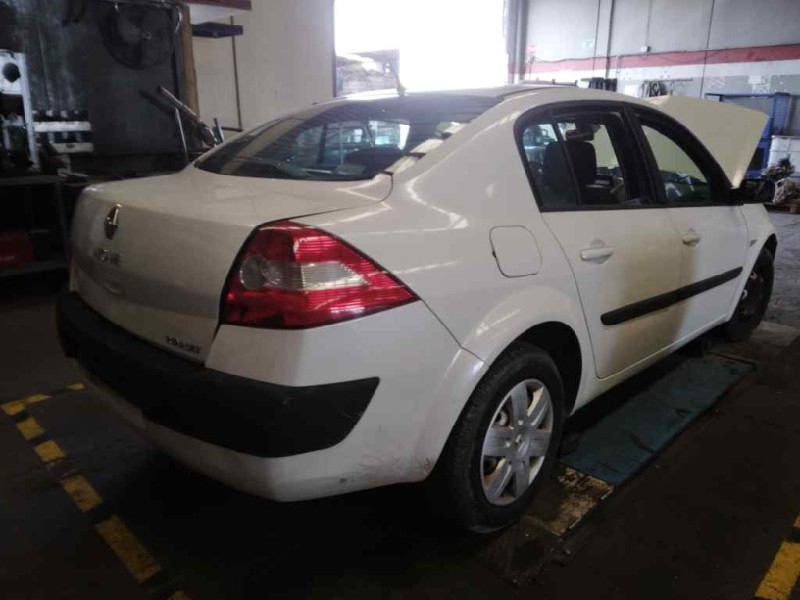 renault megane ii classic berlina del año 2007