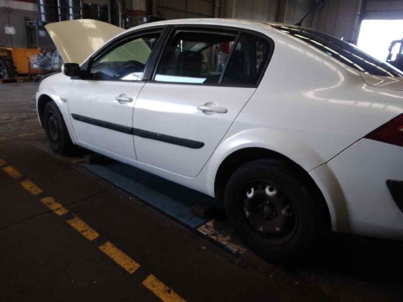 renault megane ii classic berlina del año 2007