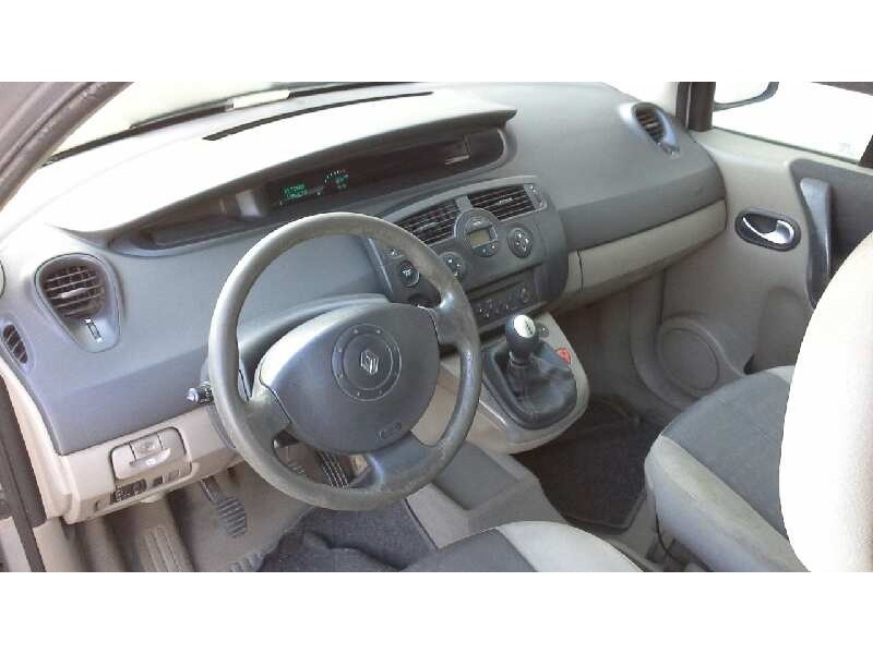 renault scenic ii del año 2005