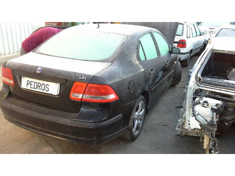 saab 9-3 berlina del año 2003
