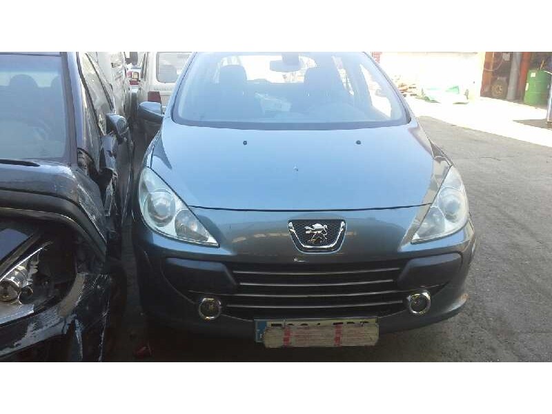 peugeot 307 berlina (s2) del año 2007