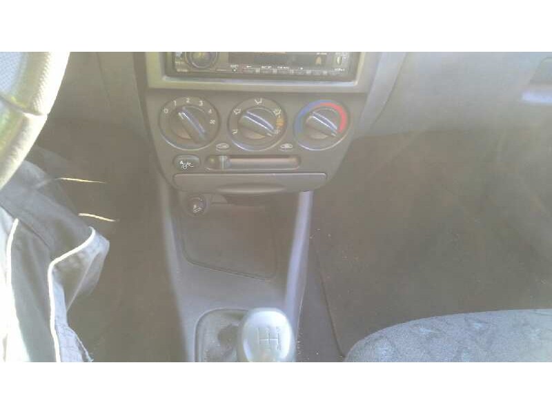 hyundai accent (lc) del año 2001