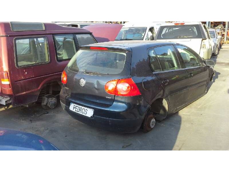 volkswagen golf v berlina (1k1) del año 2004