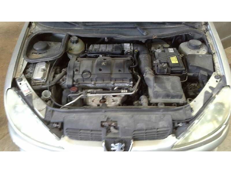 peugeot 206 berlina del año 2003