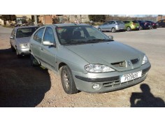 renault megane i fase 2 berlina (ba0) del año 2000