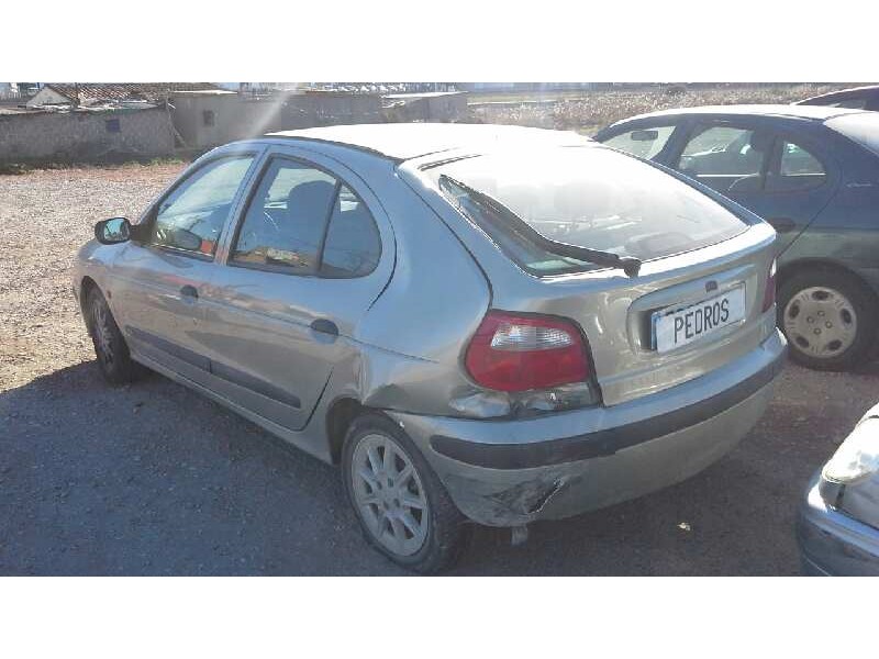 renault megane i fase 2 berlina (ba0) del año 2000