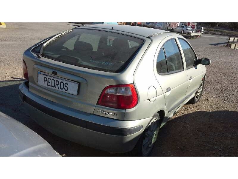 renault megane i fase 2 berlina (ba0) del año 2000