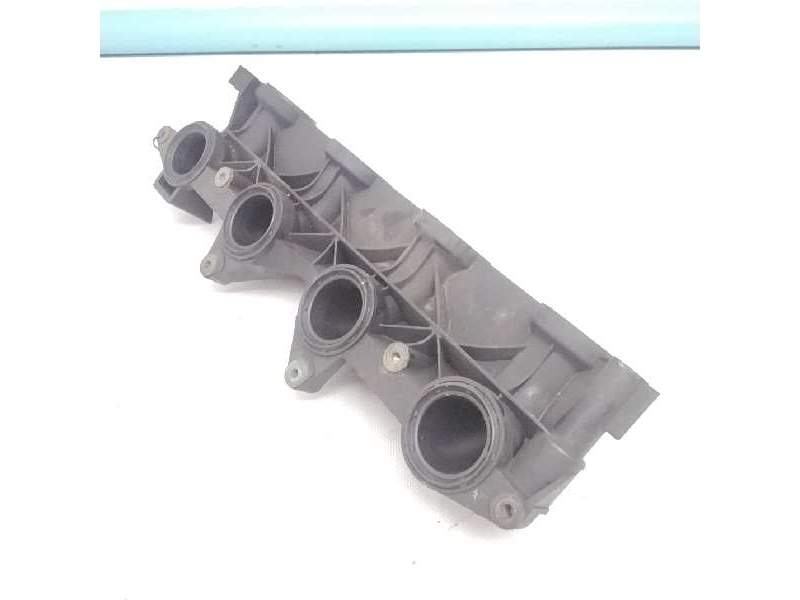 Recambio de colector admision para renault master desde ´98 referencia OEM IAM   119109