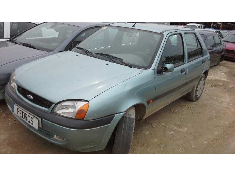 ford fiesta berlina (dx) del año 2001