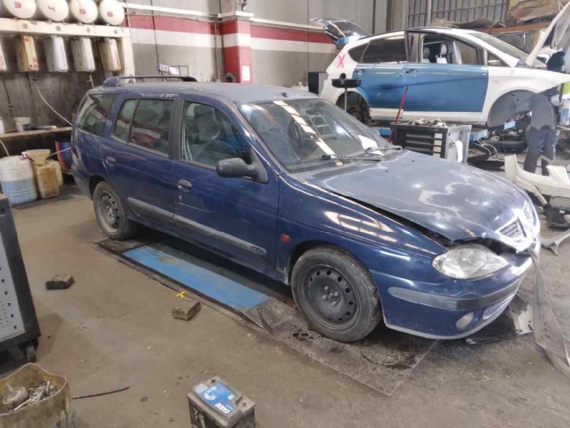 renault megane i fase 2 berlina (ba0) del año 2001
