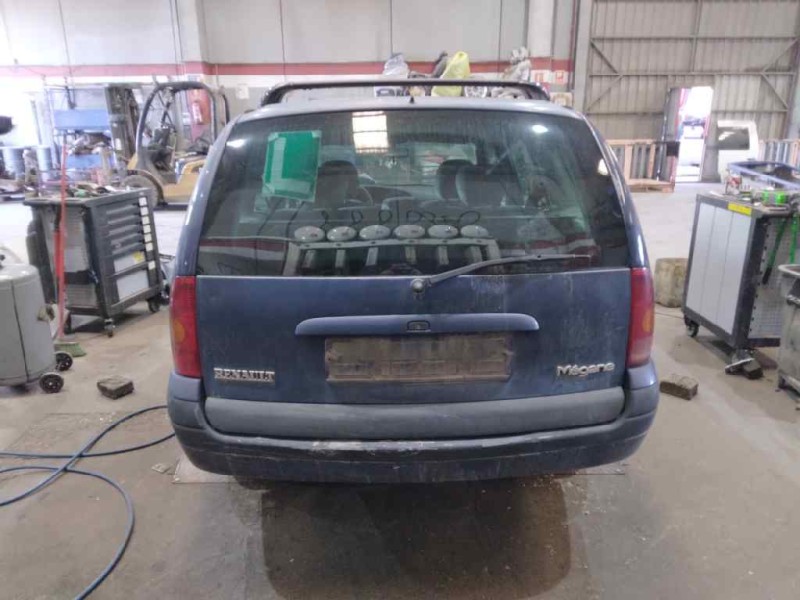 renault megane i fase 2 berlina (ba0) del año 2001