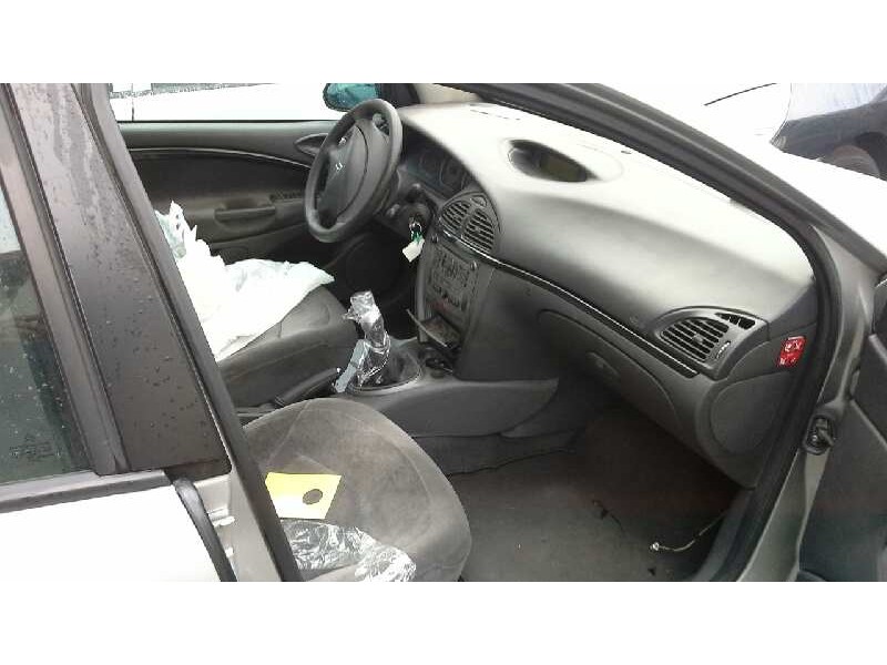 citroën c5 berlina del año 2004