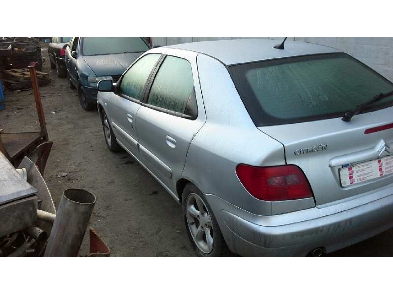 citroën xsara berlina del año 2002