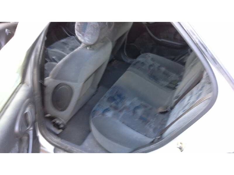 citroën xsara berlina del año 2002