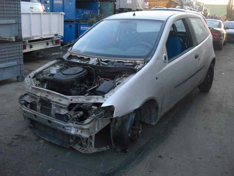 fiat punto berlina (188) del año 2001