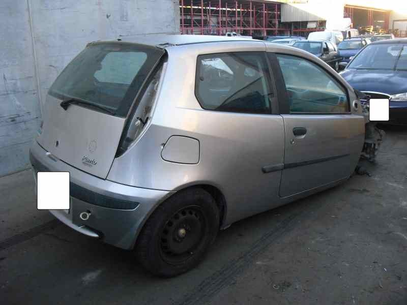 fiat punto berlina (188) del año 2001