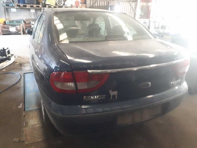 renault megane i fase 2 berlina (ba0) del año 2001