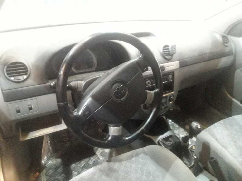 daewoo lacetti del año 2004