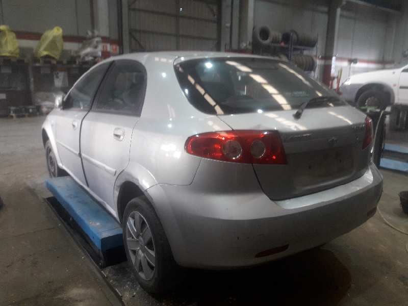 daewoo lacetti del año 2004