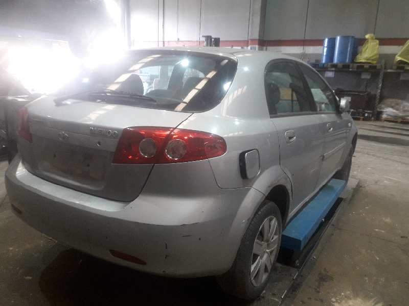 daewoo lacetti del año 2004