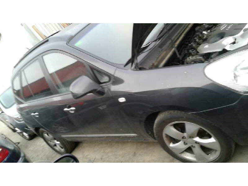 kia carens (un) del año 2007