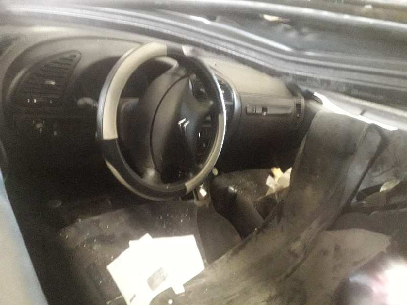 citroën xsara berlina del año 2003