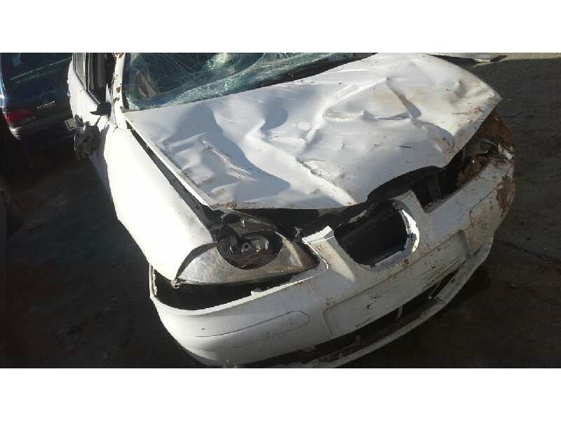 seat cordoba berlina (6l2) del año 2003