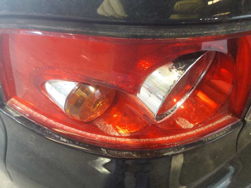 seat ibiza (6l1) del año 2003