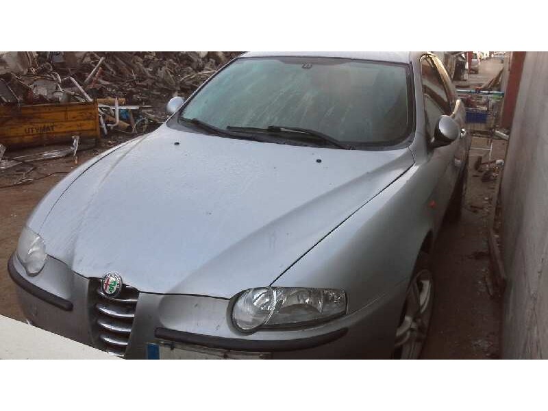 alfa romeo 147 (190) del año 2001