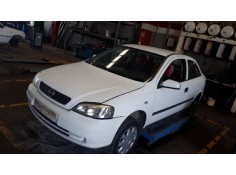 opel astra g berlina del año 2001