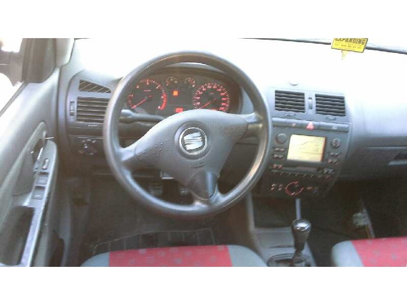 seat ibiza (6k1) del año 2001