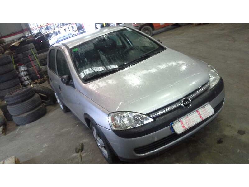 opel corsa c del año 2002