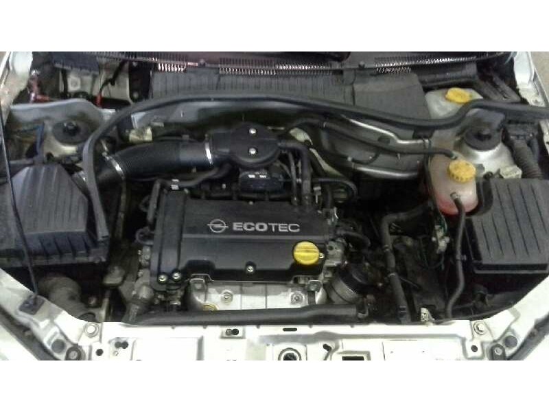 opel corsa c del año 2002