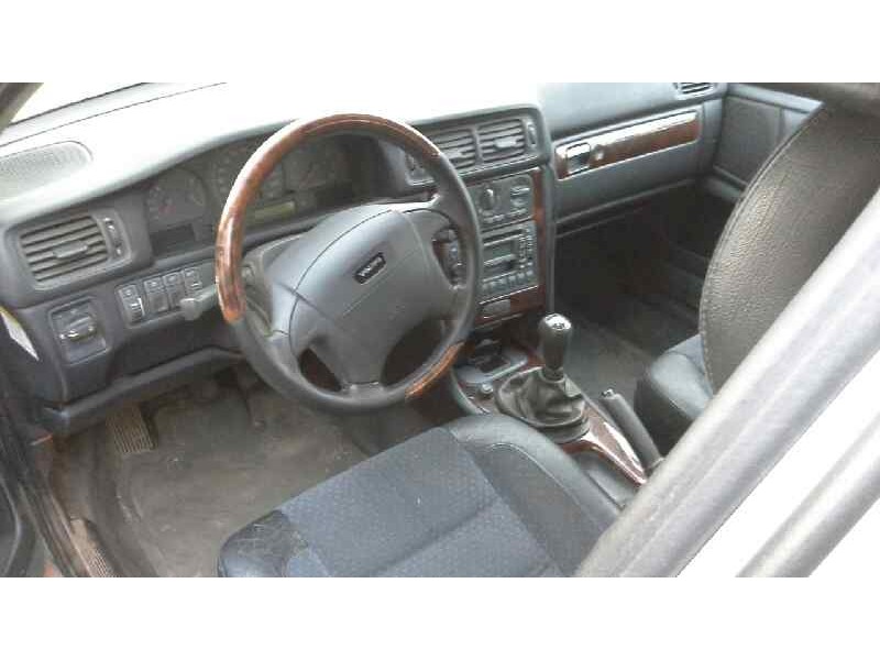 volvo v70 familiar del año 1996