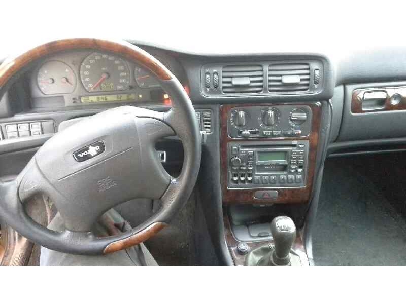 volvo v70 familiar del año 1996