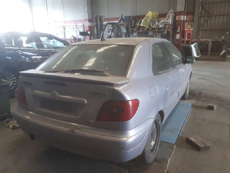 citroën xsara berlina del año 2001