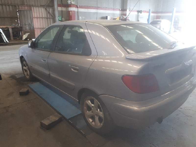 citroën xsara berlina del año 2001