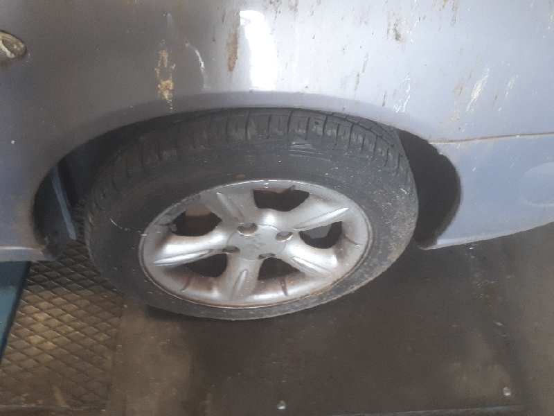 citroën xsara berlina del año 2001