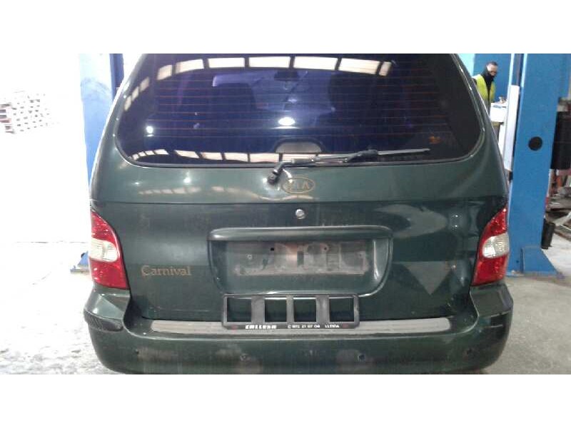 kia carnival del año 2001