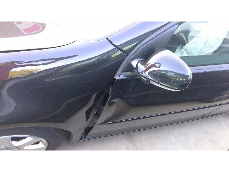 volkswagen golf v berlina (1k1) del año 2004