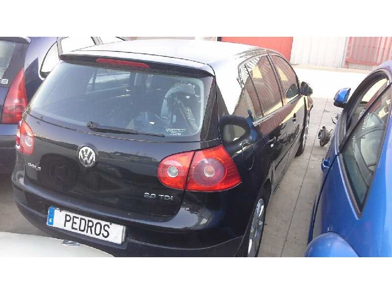 volkswagen golf v berlina (1k1) del año 2004
