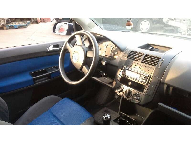 volkswagen polo (9n1) del año 2002