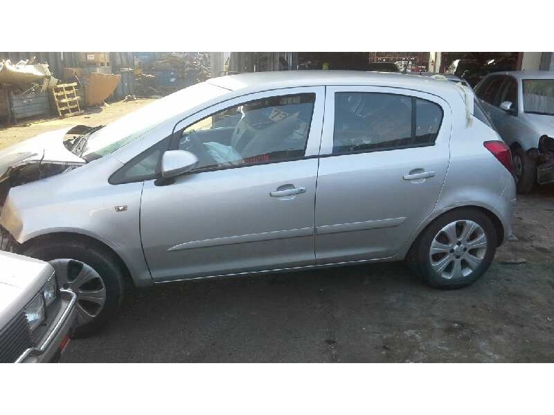 opel corsa d del año 2007