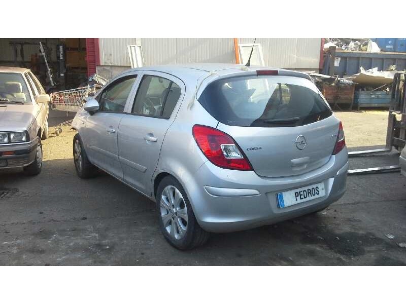 opel corsa d del año 2007