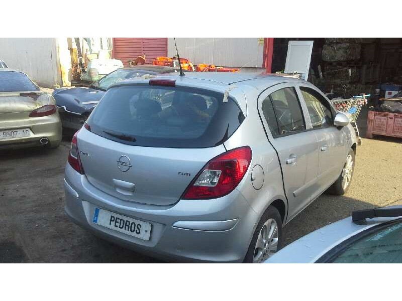 opel corsa d del año 2007