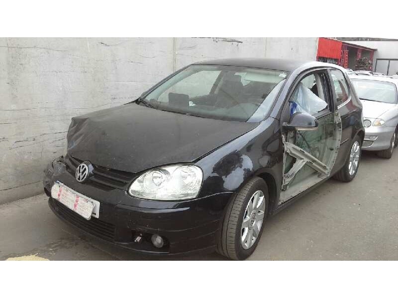 volkswagen golf v berlina (1k1) del año 2004