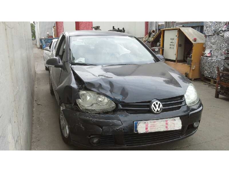 volkswagen golf v berlina (1k1) del año 2004