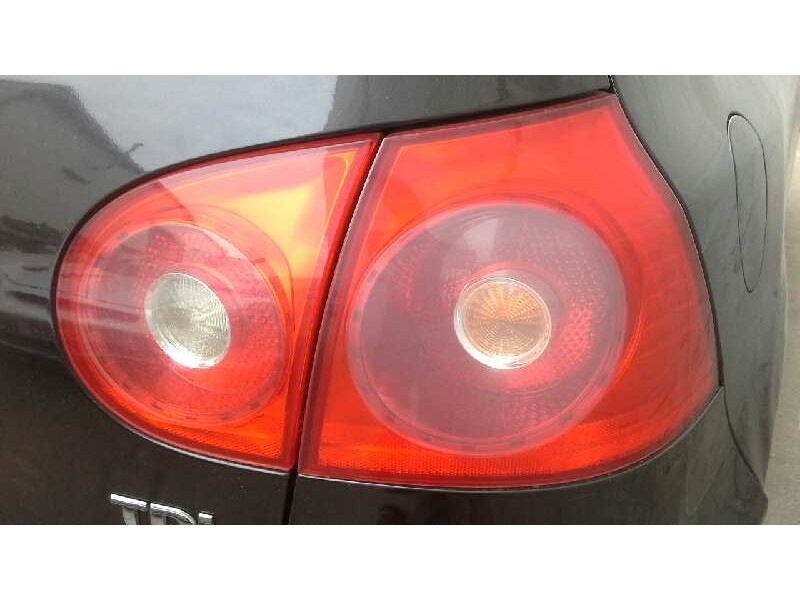 volkswagen golf v berlina (1k1) del año 2004