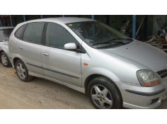nissan almera tino (v10m) del año 2001