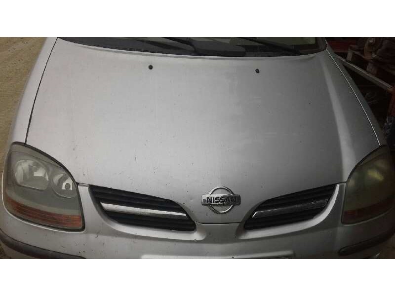 nissan almera tino (v10m) del año 2001